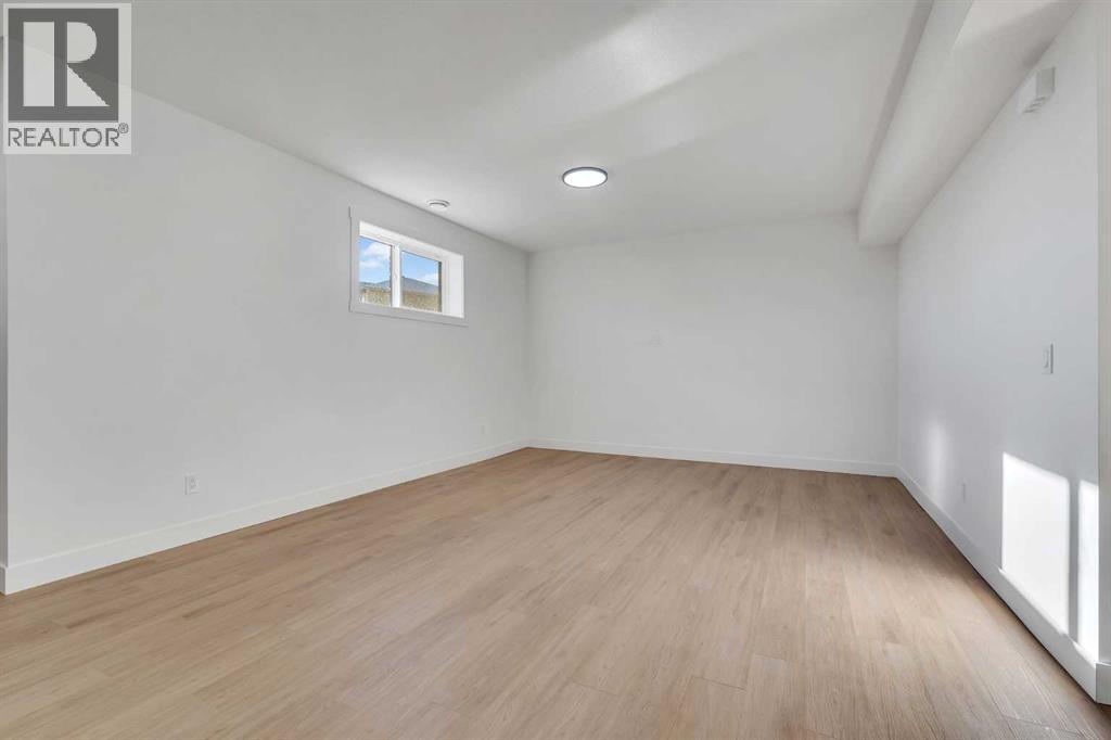 268 South Shore View, Chestermere, Alberta  T1X 2Y4 - Photo 37 - A2289099