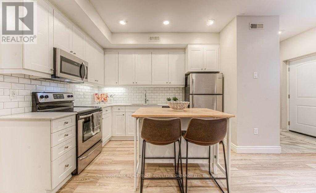 A103 - 112 Union Street E, Waterloo, Ontario  N2J 1C5 - Photo 10 - X12826814