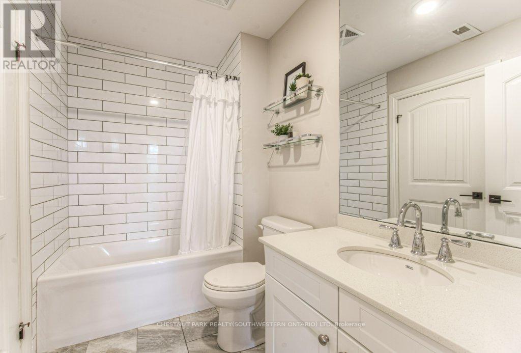 A103 - 112 Union Street E, Waterloo, Ontario  N2J 1C5 - Photo 22 - X12826814