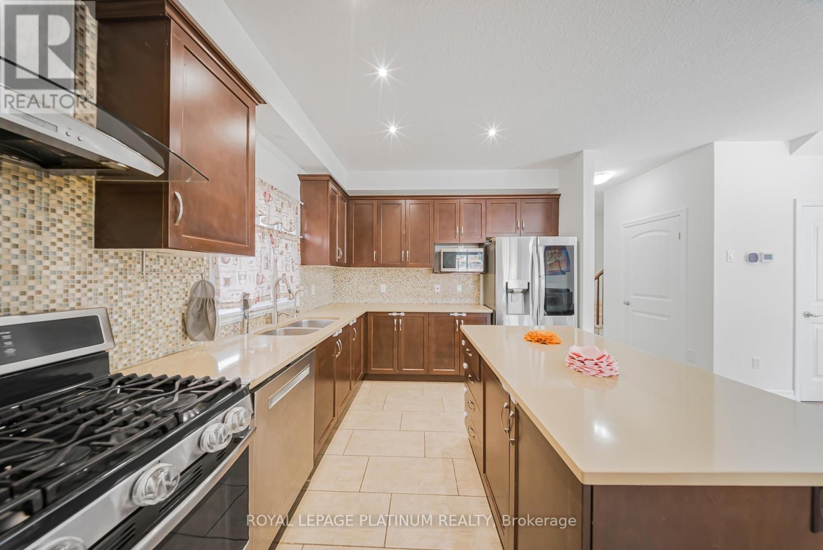 34 Samuel Drive, Guelph, Ontario  N1L 0K2 - Photo 21 - X12826820