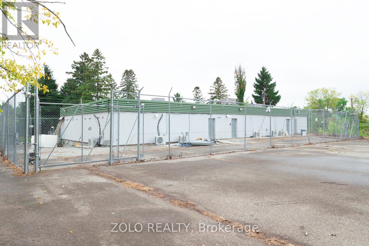 380 Hardy Road, Brantford, Ontario  N3T 5L8 - Photo 3 - X12826918