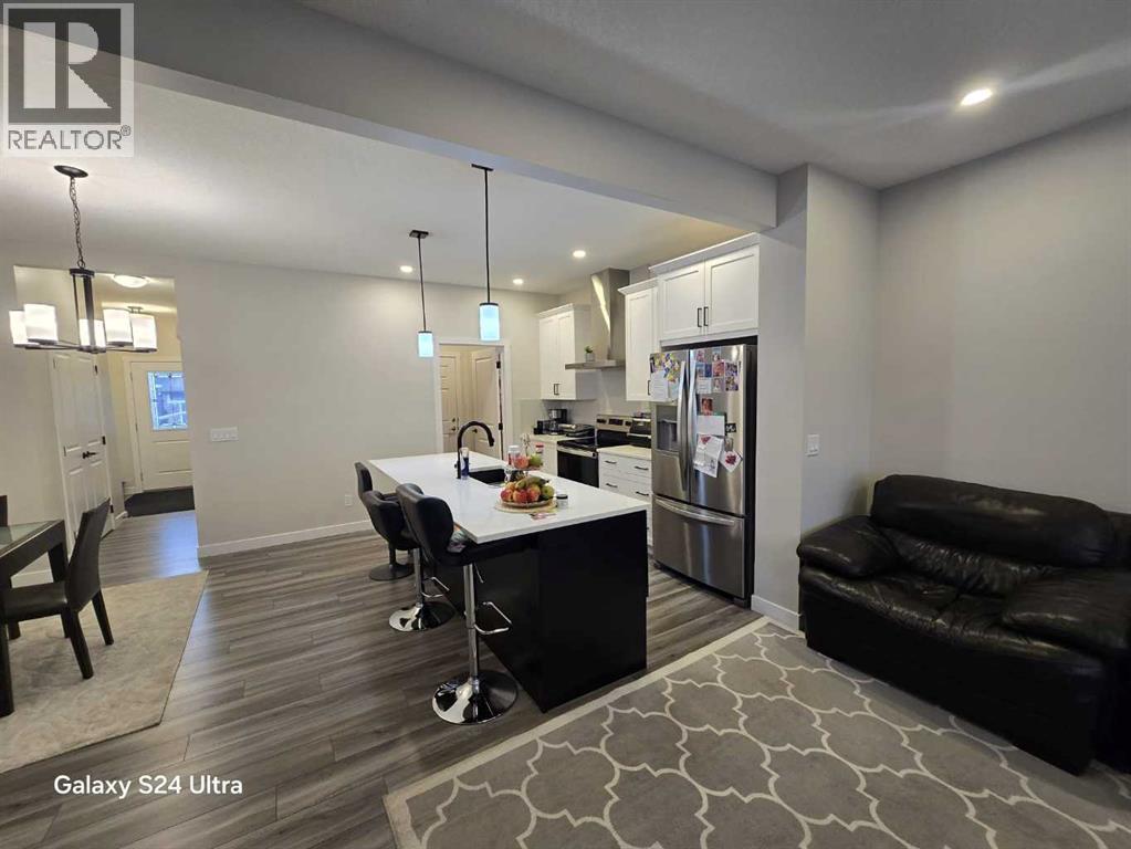 1509 Bayview Point Sw, Airdrie, Alberta  T4B 5K1 - Photo 12 - A2285478