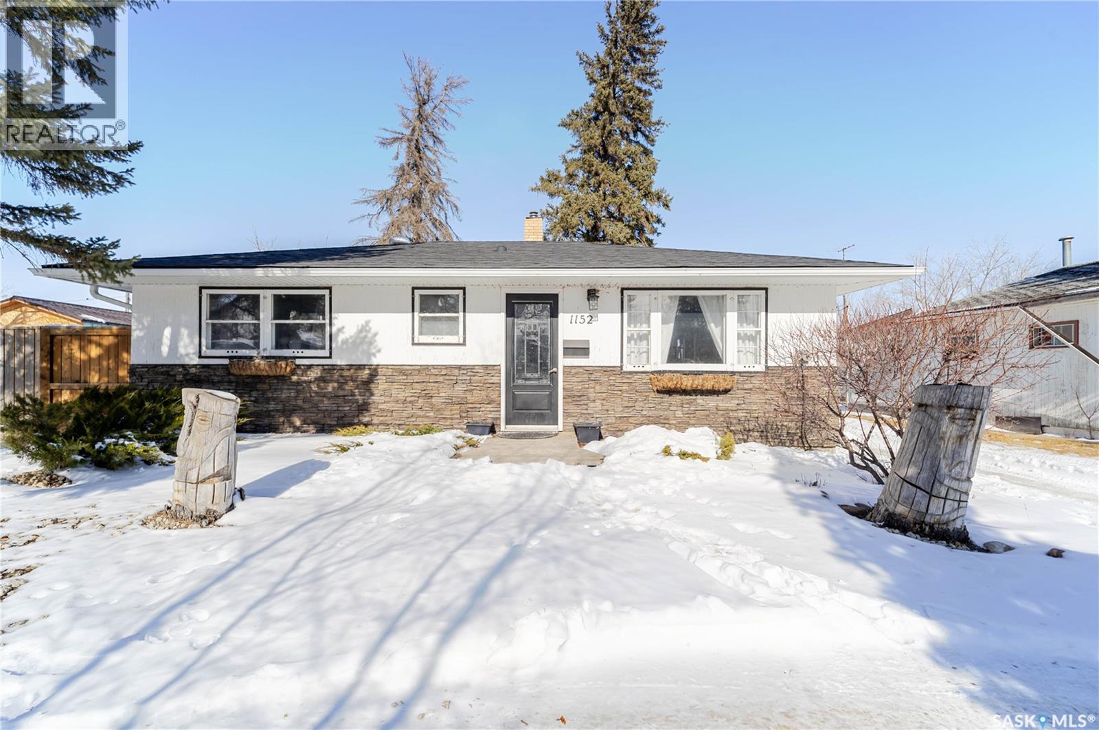 1152 Lillooet STREET W, moose jaw, Saskatchewan