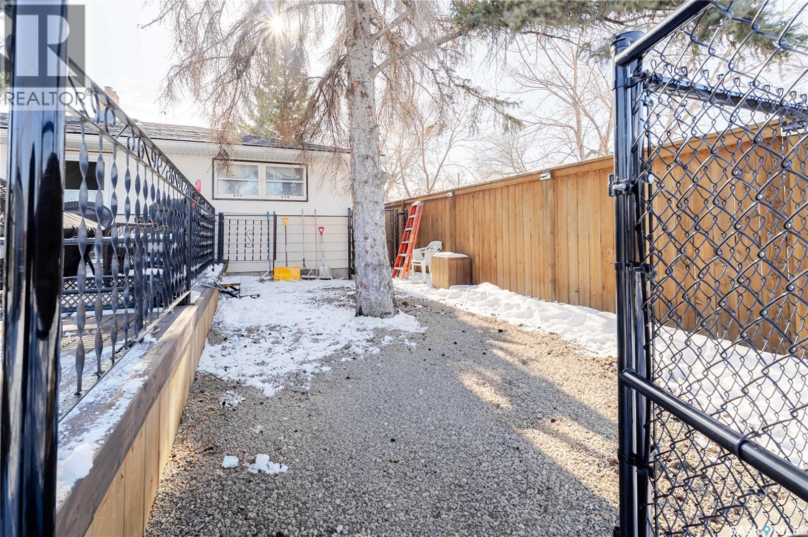 1152 Lillooet Street W, Moose Jaw, Saskatchewan  S6H 5A3 - Photo 29 - SK029298