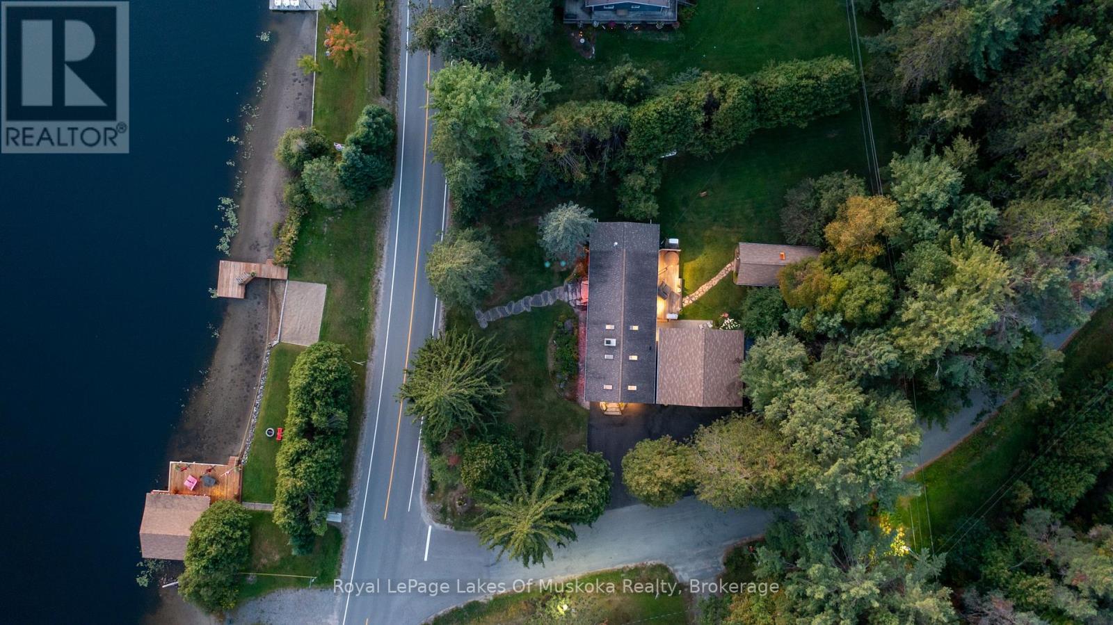 2 Leslie Drive W, Bracebridge, Ontario  P1L 1W8 - Photo 46 - X12410198