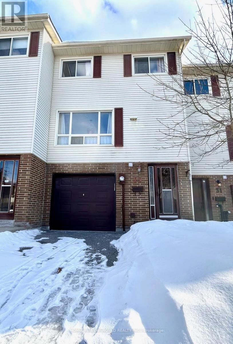 29 Jenny Wrenway, Toronto (Hillcrest Village), Ontario  M2H 2Y8 - Photo 2 - C12819284