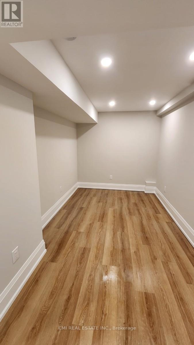 75 Kenilworth Avenue, Toronto, Ontario  M4L 3S4 - Photo 40 - E12761290