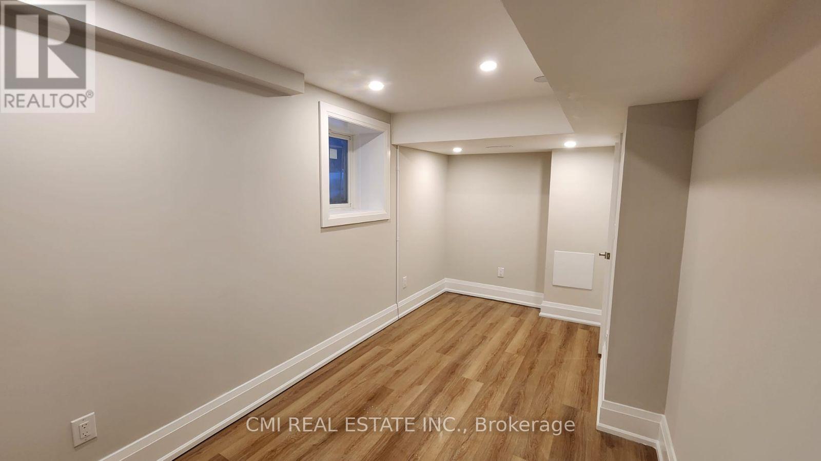 75 Kenilworth Avenue, Toronto, Ontario  M4L 3S4 - Photo 42 - E12761290