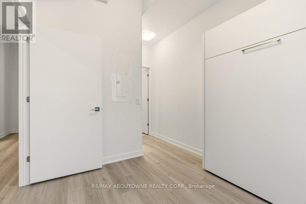 Ph3 - 500 Plains Road E, Burlington, Ontario  L7T 0C8 - Photo 27 - W12757046