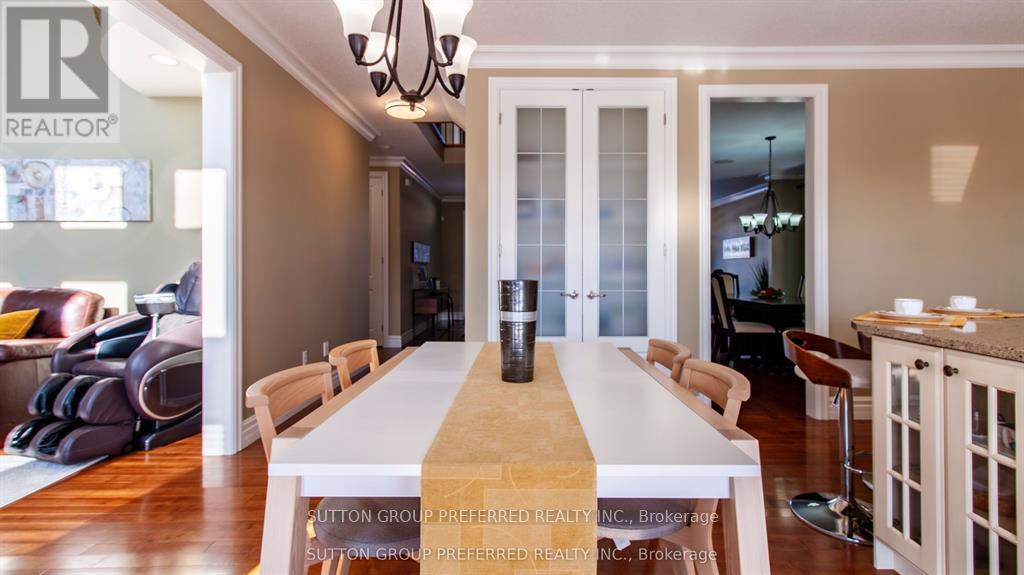 Photo 12 of 48 for 369 Skyline Avenue