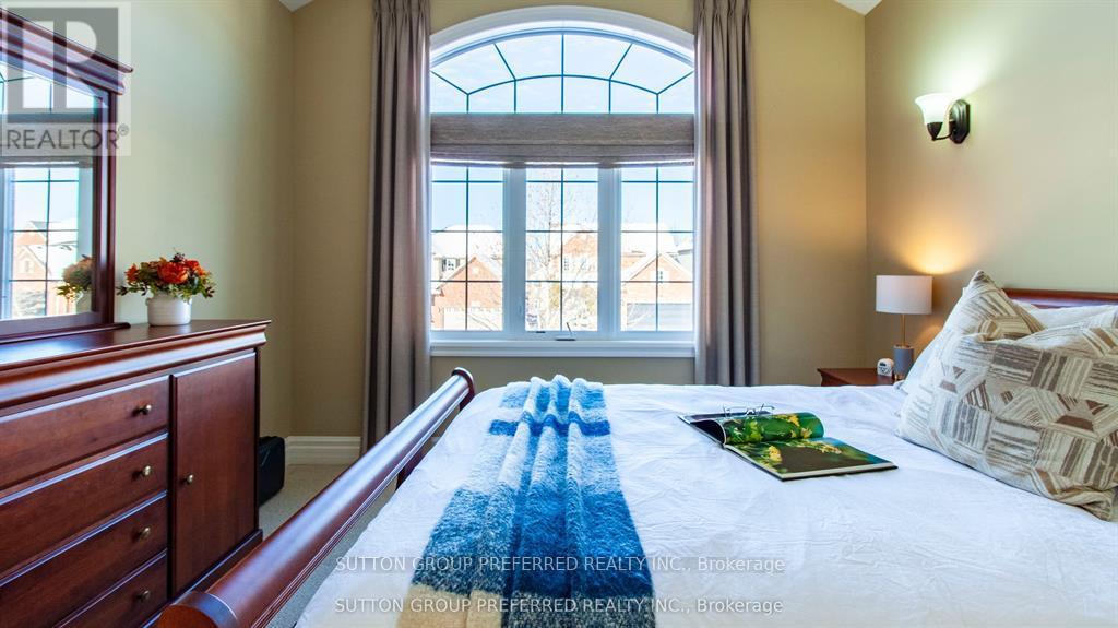 Photo 26 of 48 for 369 Skyline Avenue