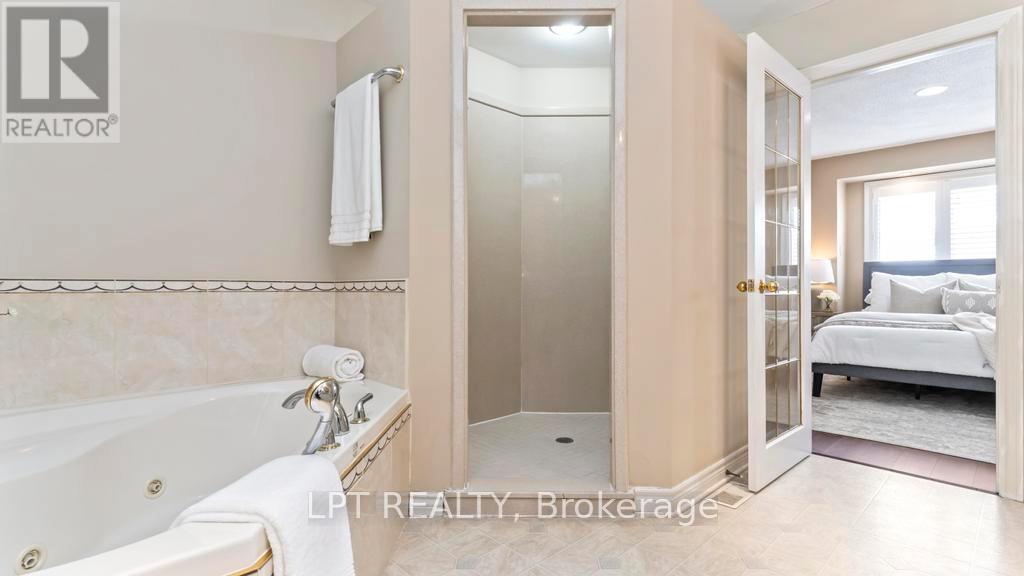 Photo 24 of 49 for 488 Sunnyside Crescent