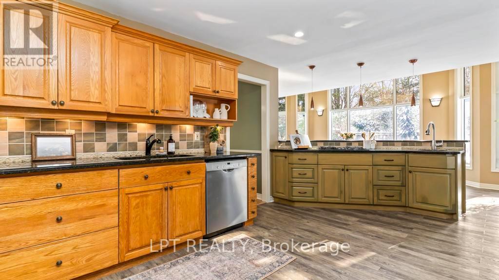 488 Sunnyside Crescent, London North, Ontario  N5X 3N7 - Photo 13 - X12824528