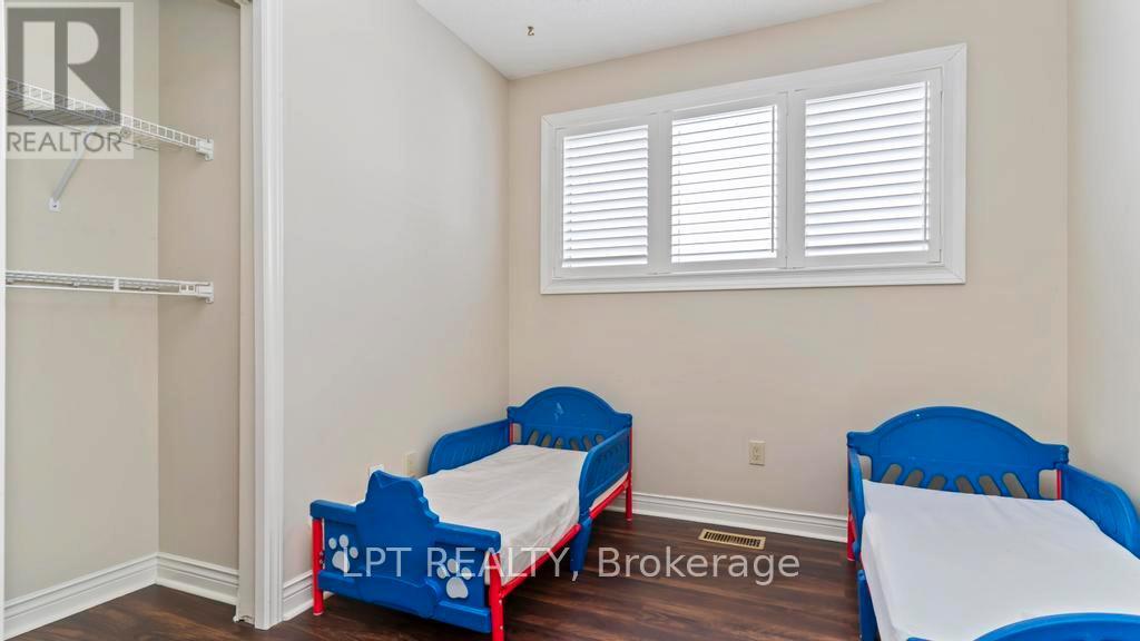 488 Sunnyside Crescent, London North, Ontario  N5X 3N7 - Photo 32 - X12824528