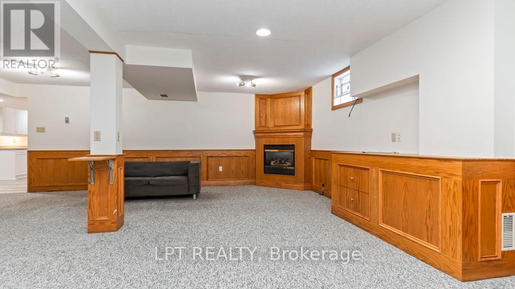 488 Sunnyside Crescent, London North, Ontario  N5X 3N7 - Photo 39 - X12824528