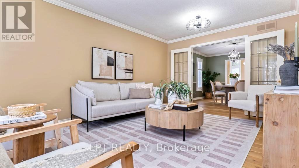 488 Sunnyside Crescent, London North, Ontario  N5X 3N7 - Photo 6 - X12824528