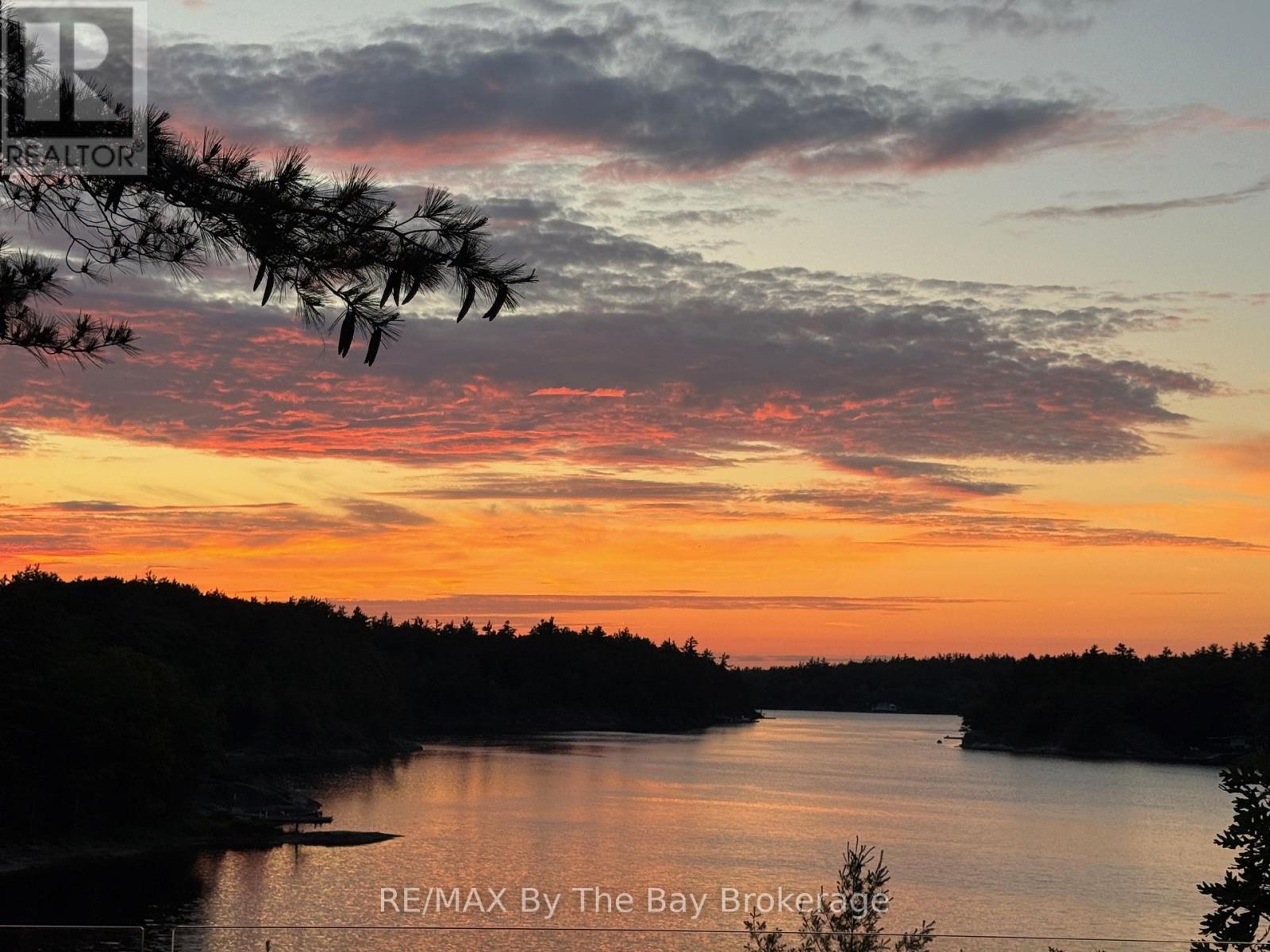3688 Is 1810, Bone Is, Georgian Bay, Ontario P0E 1E0 - Photo 4 - X12827006