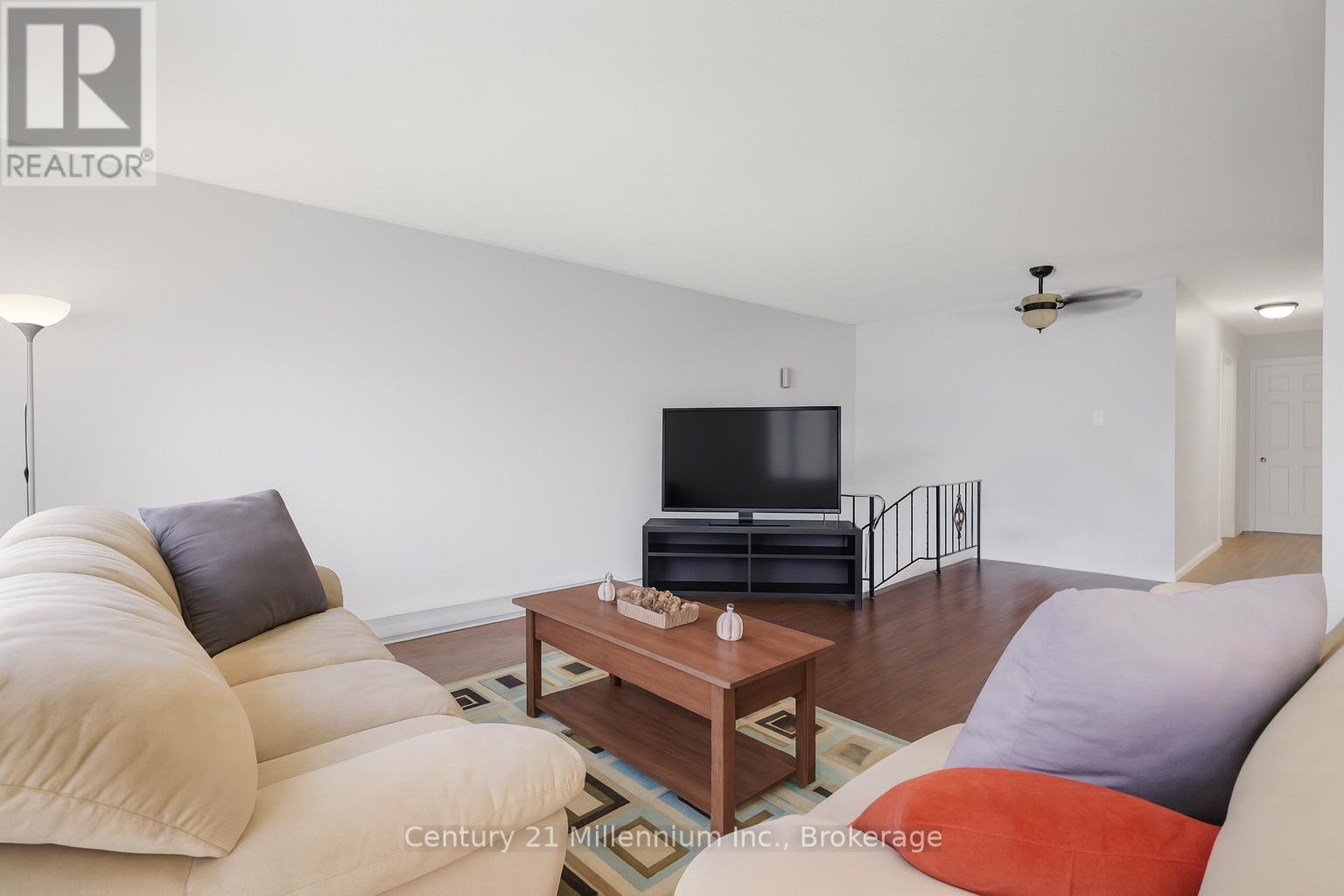 104 Glenwood Place, West Grey, Ontario  N0C 1H0 - Photo 13 - X12827098