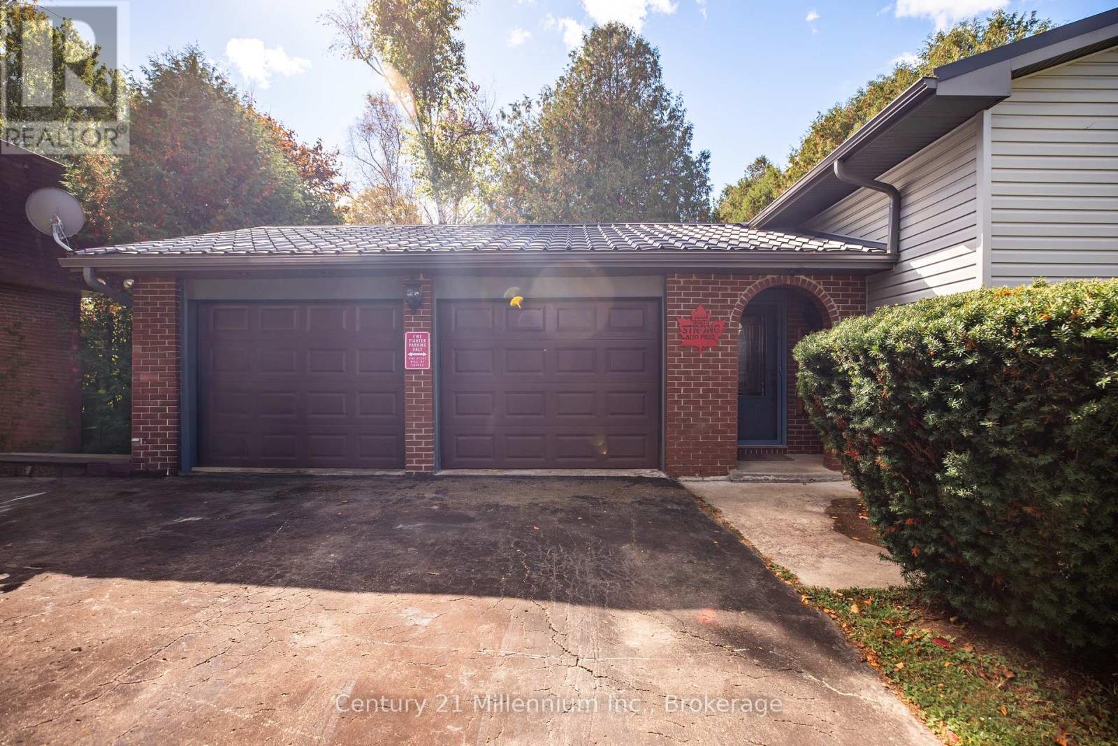 104 Glenwood Place, West Grey, Ontario  N0C 1H0 - Photo 32 - X12827098