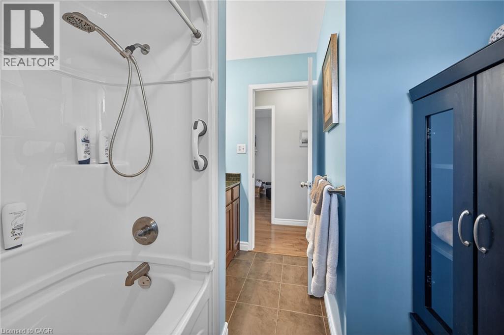 33 Appleford Road, Hamilton, Ontario  L9C 6B5 - Photo 26 - 40807670