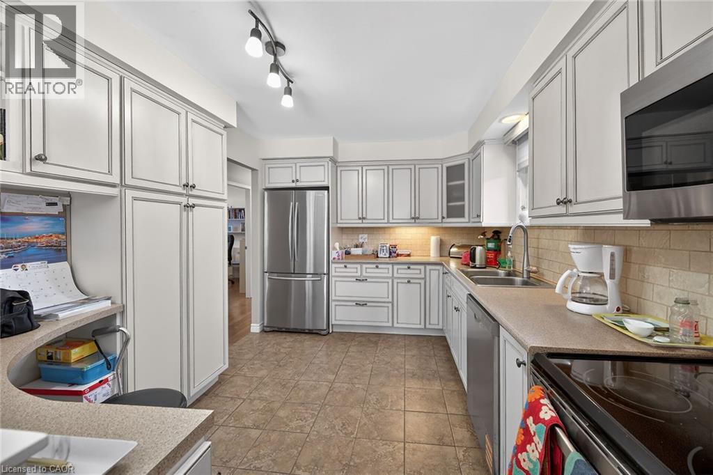 33 Appleford Road, Hamilton, Ontario  L9C 6B5 - Photo 13 - 40807670