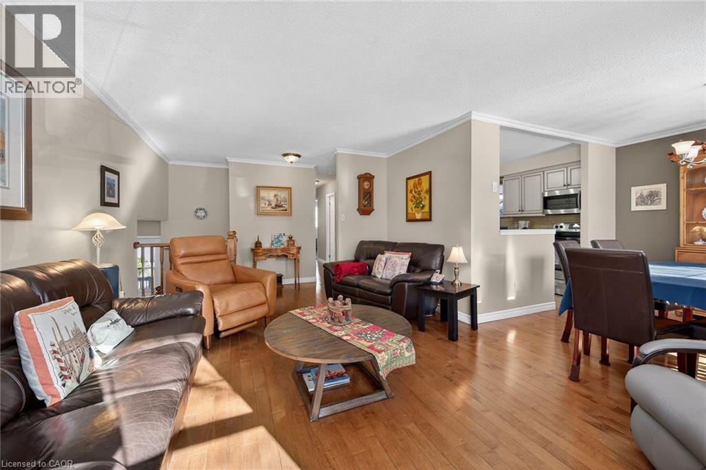 33 Appleford Road, Hamilton, Ontario  L9C 6B5 - Photo 8 - 40807670