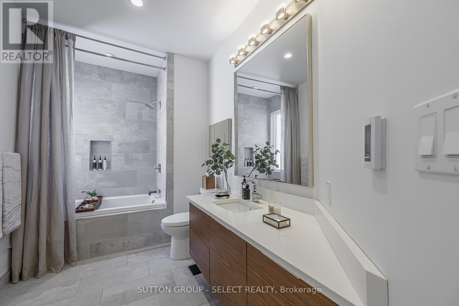 12 Parkland Place, Middlesex Centre, Ontario  N0L 1R0 - Photo 32 - X12826958