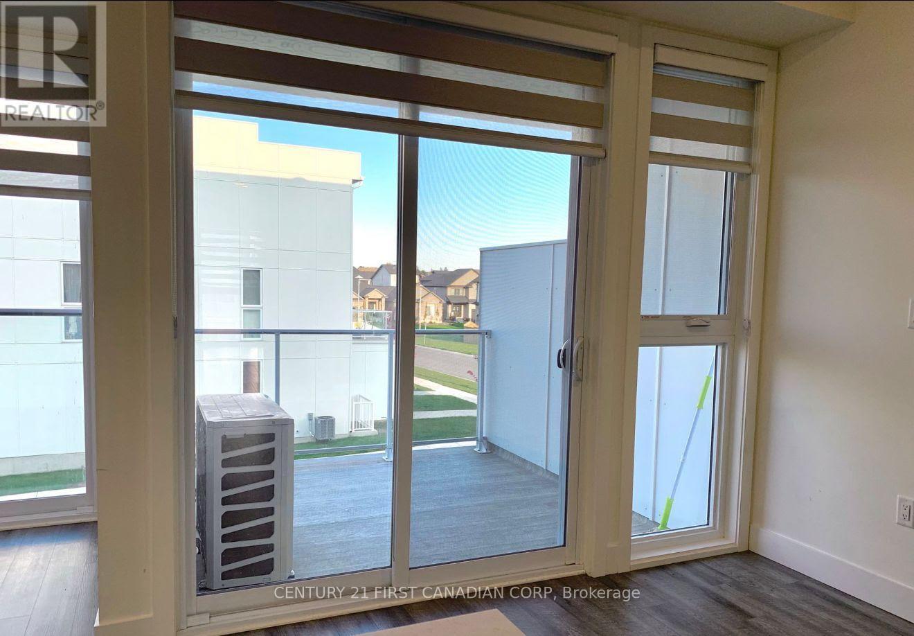 35 - 234 Edgevalley Road, London East, Ontario  N5V 0E3 - Photo 12 - X12827148