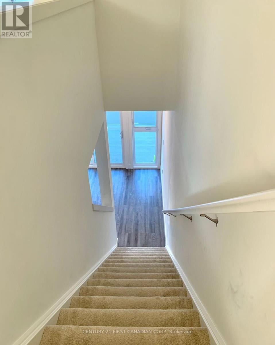 35 - 234 Edgevalley Road, London East, Ontario  N5V 0E3 - Photo 18 - X12827148