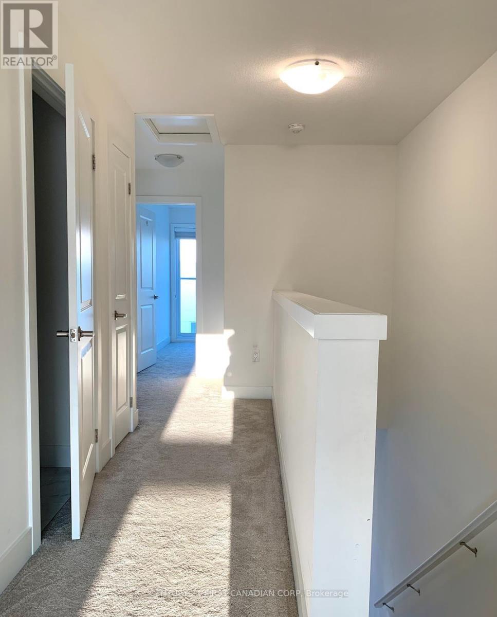 35 - 234 Edgevalley Road, London East, Ontario  N5V 0E3 - Photo 20 - X12827148
