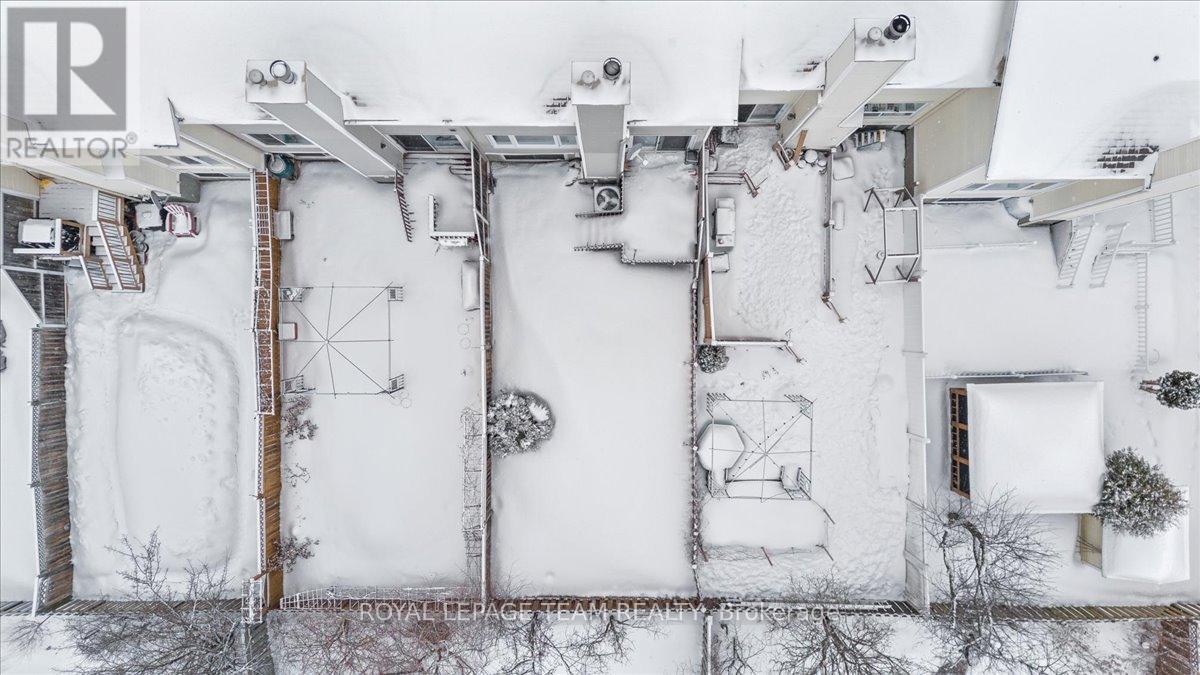 8 Crownridge Drive, Ottawa, Ontario  K2M 2M8 - Photo 36 - X12826980