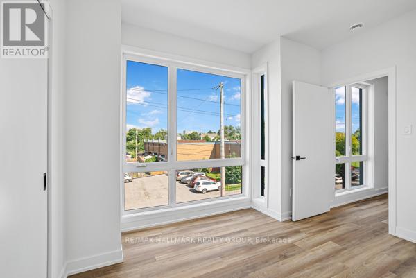 391 Dieppe Street, Ottawa, Ontario  K1L 6V3 - Photo 29 - X12827102