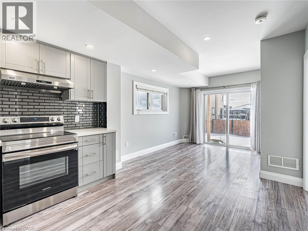 677 Thomas Slee Drive, Kitchener, Ontario  N2P 0J1 - Photo 35 - 40808114