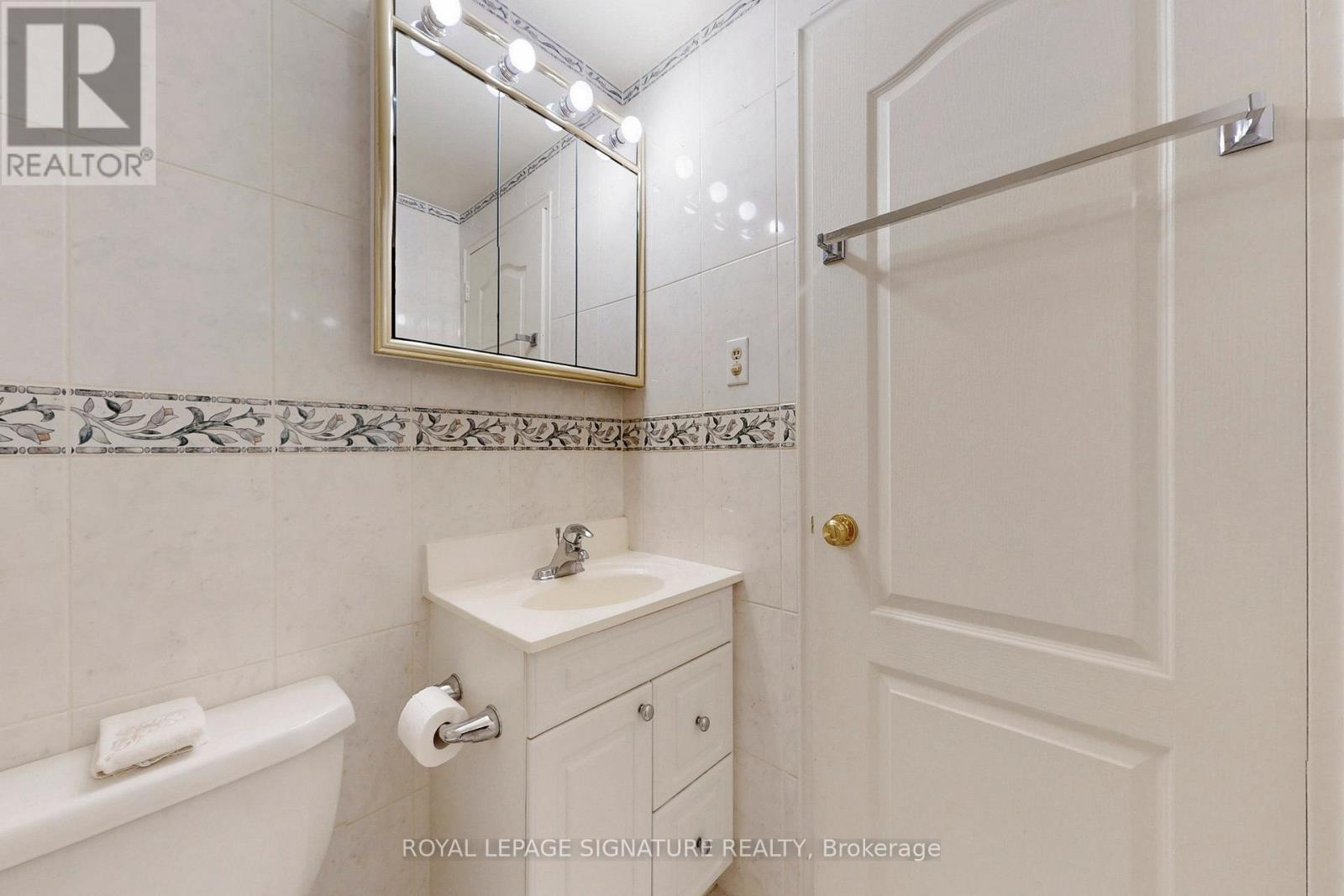 814 - 580 Christie Street, Toronto (Wychwood), Ontario  M6G 3E3 - Photo 18 - C12827012