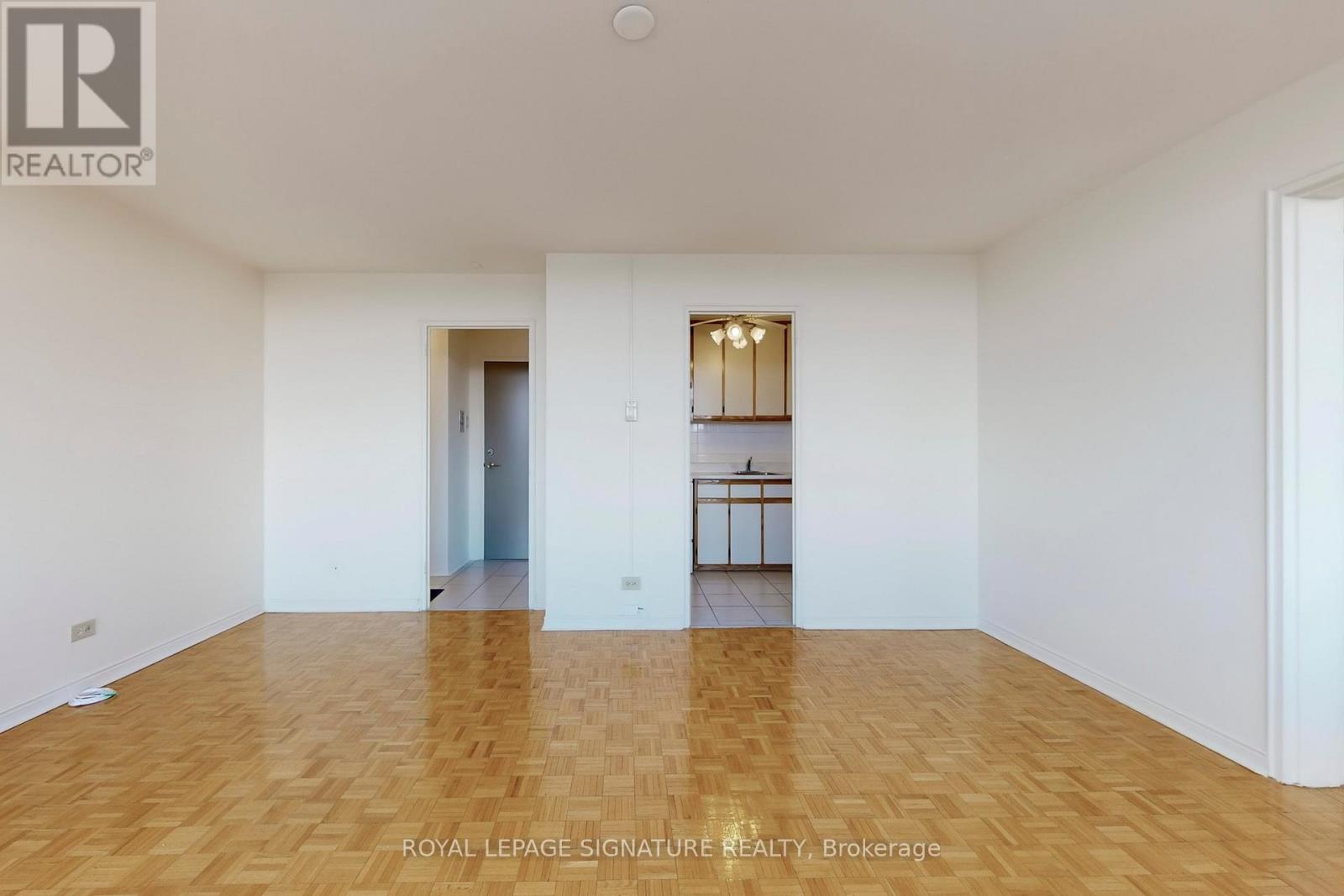 814 - 580 Christie Street, Toronto (Wychwood), Ontario  M6G 3E3 - Photo 5 - C12827012