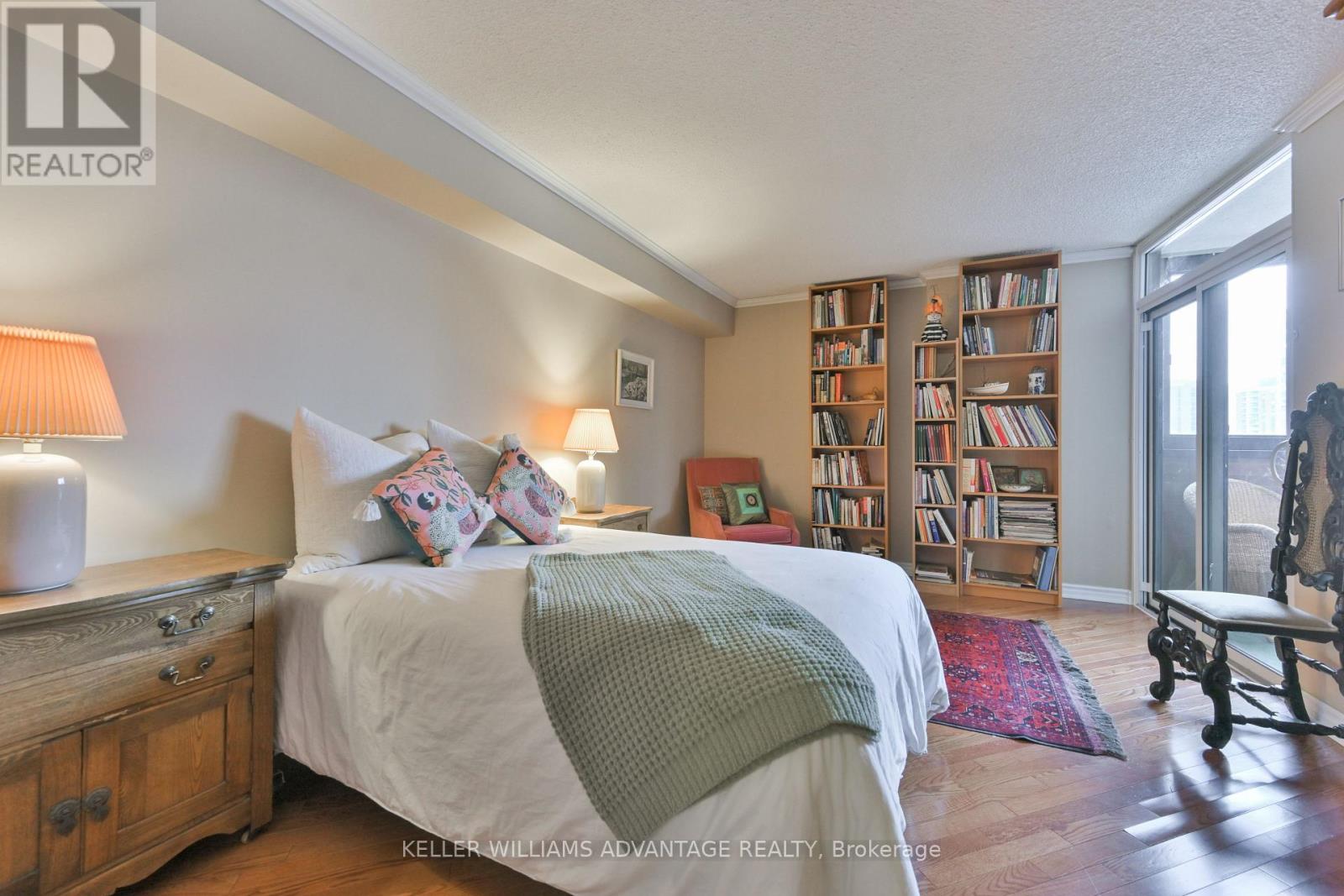 803 - 55 Wellesley Street E, Toronto (Church-Yonge Corridor), Ontario  M4Y 2T6 - Photo 10 - C12827040