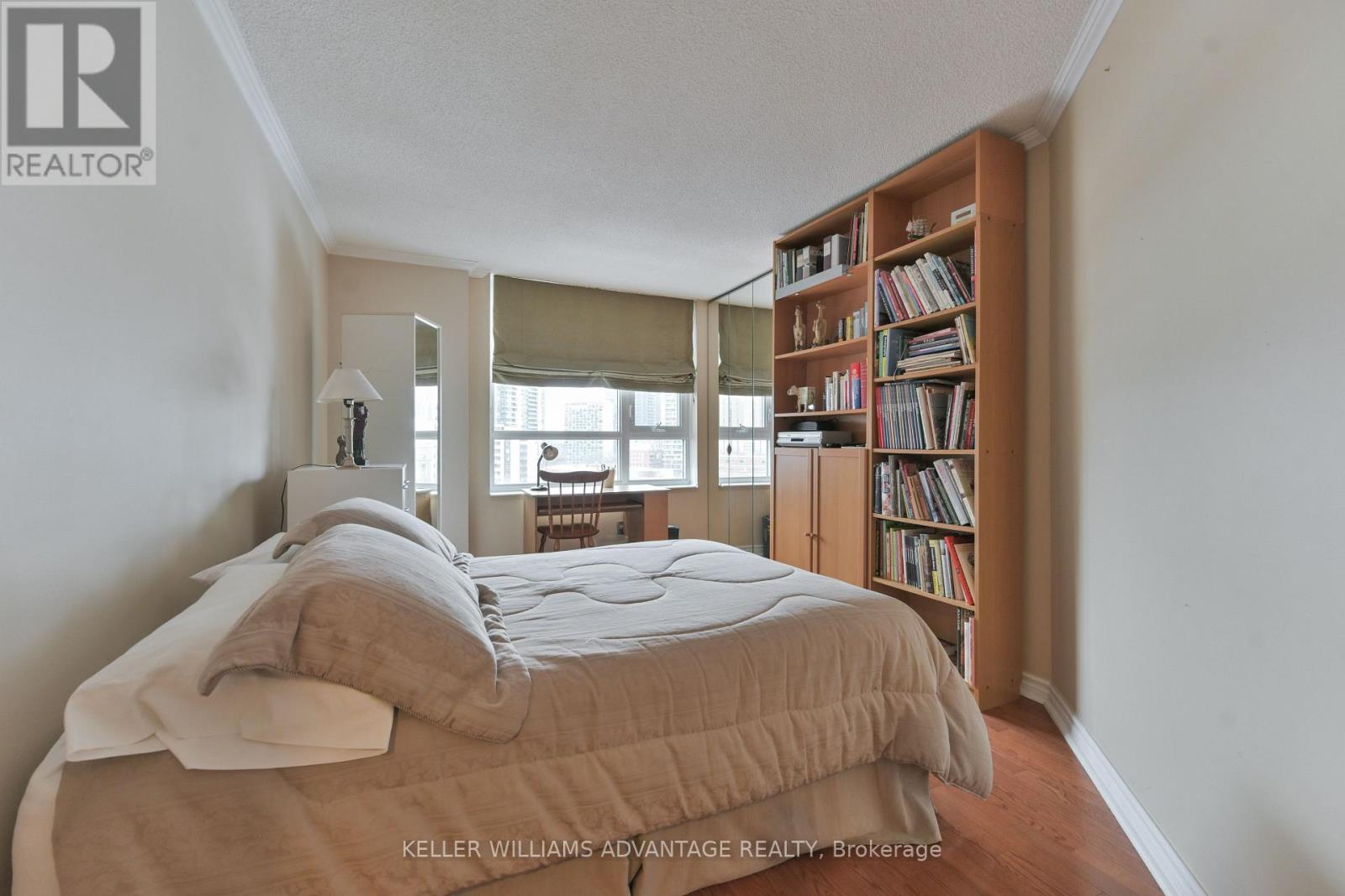 803 - 55 Wellesley Street E, Toronto (Church-Yonge Corridor), Ontario  M4Y 2T6 - Photo 8 - C12827040