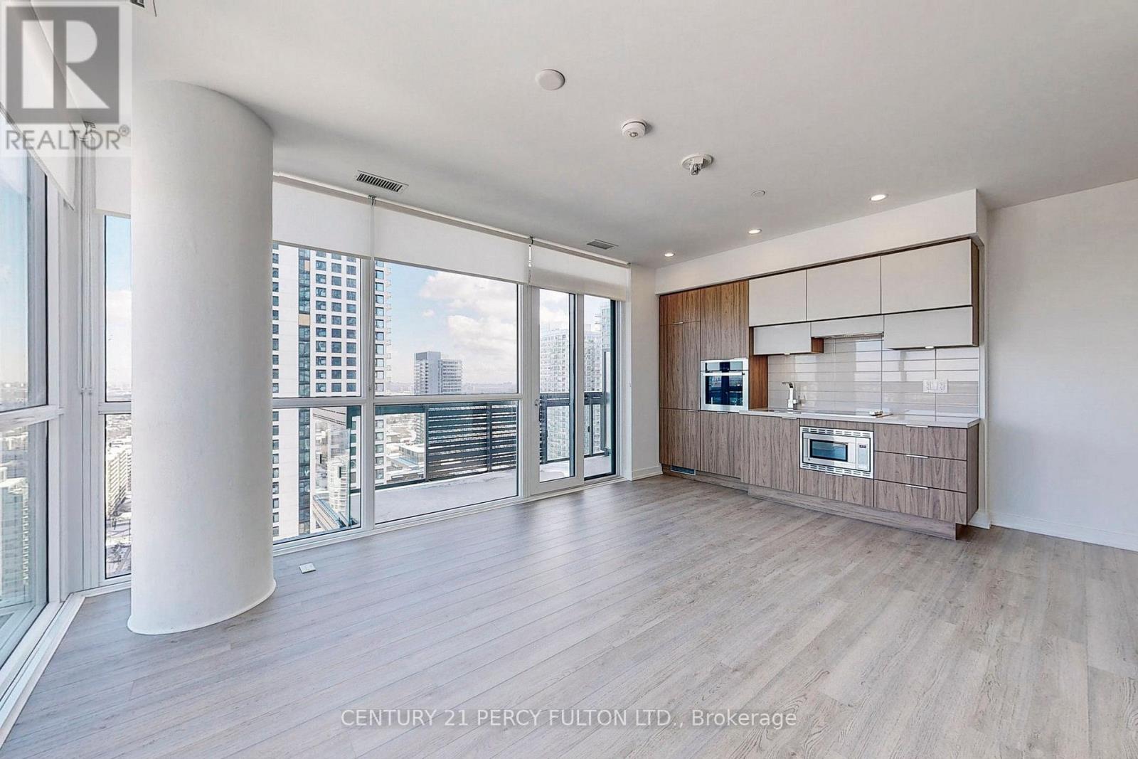 2409 - 39 Roehampton Avenue, Toronto, Ontario  M4P 1P9 - Photo 7 - C12827050