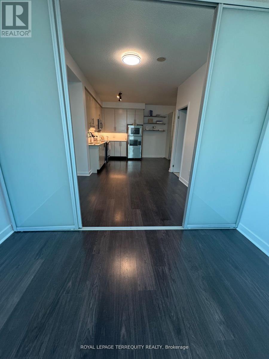 2313 - 33 Bay Street, Toronto (Waterfront Communities), Ontario  M5J 2Z3 - Photo 3 - C12827130