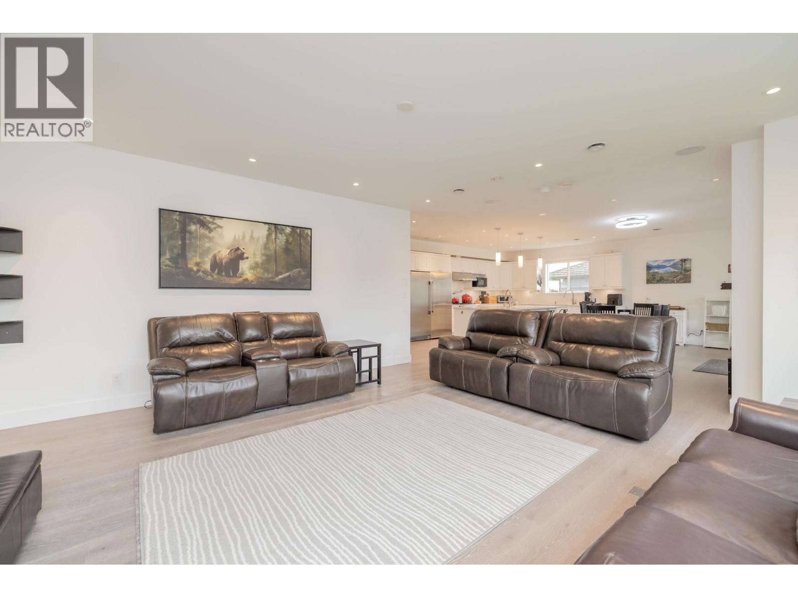 7139 Paulus Crescent, Burnaby, British Columbia  V5A 1P4 - Photo 8 - R3094101