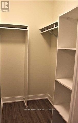 1808 - 125 Village Green Square, Toronto (Agincourt South-Malvern West), Ontario  M1S 0G3 - Photo 10 - E12827108