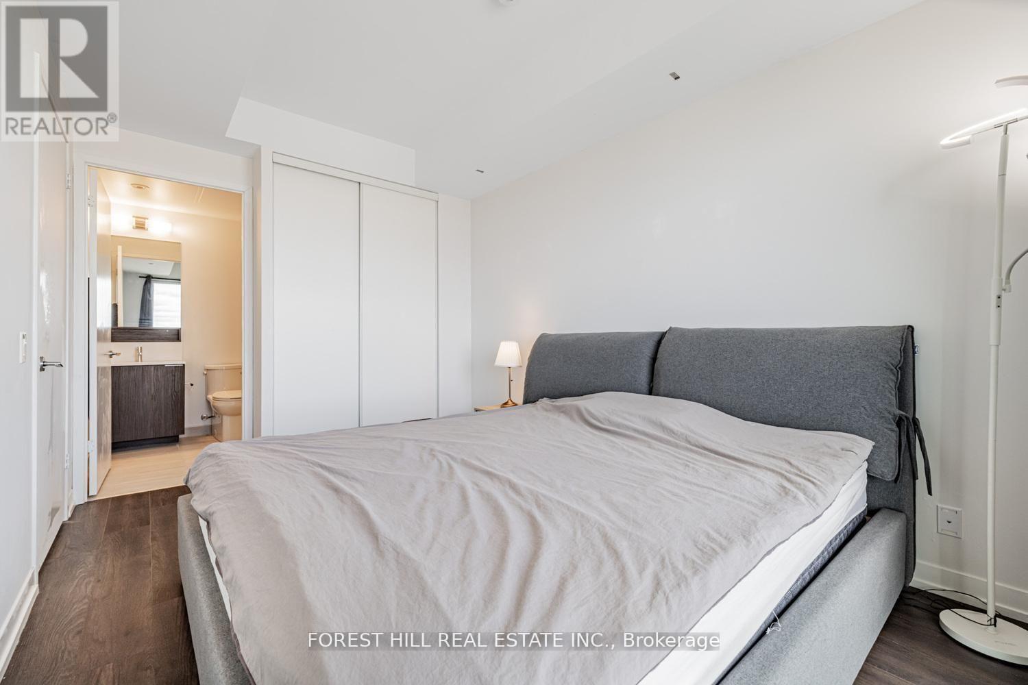 4702 - 898 Portage Parkway, Vaughan, Ontario  L4K 0J6 - Photo 12 - N12827116