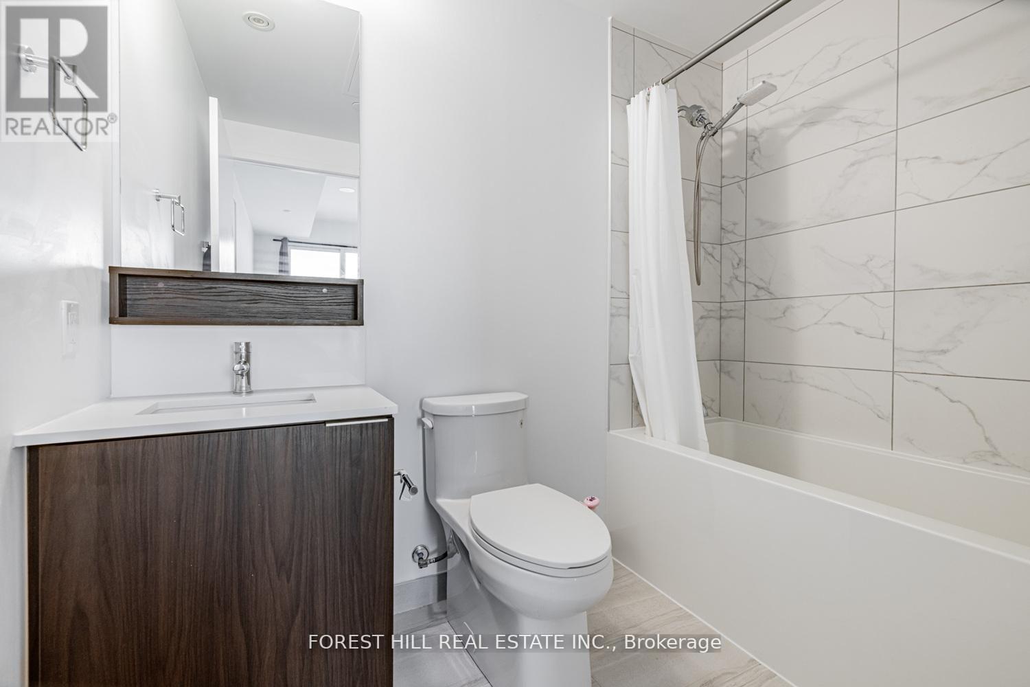 4702 - 898 Portage Parkway, Vaughan, Ontario  L4K 0J6 - Photo 13 - N12827116