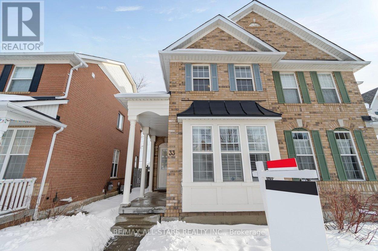 33 Christian Reesor Park Avenue, Markham, Ontario  L6B 1B6 - Photo 2 - N12827144