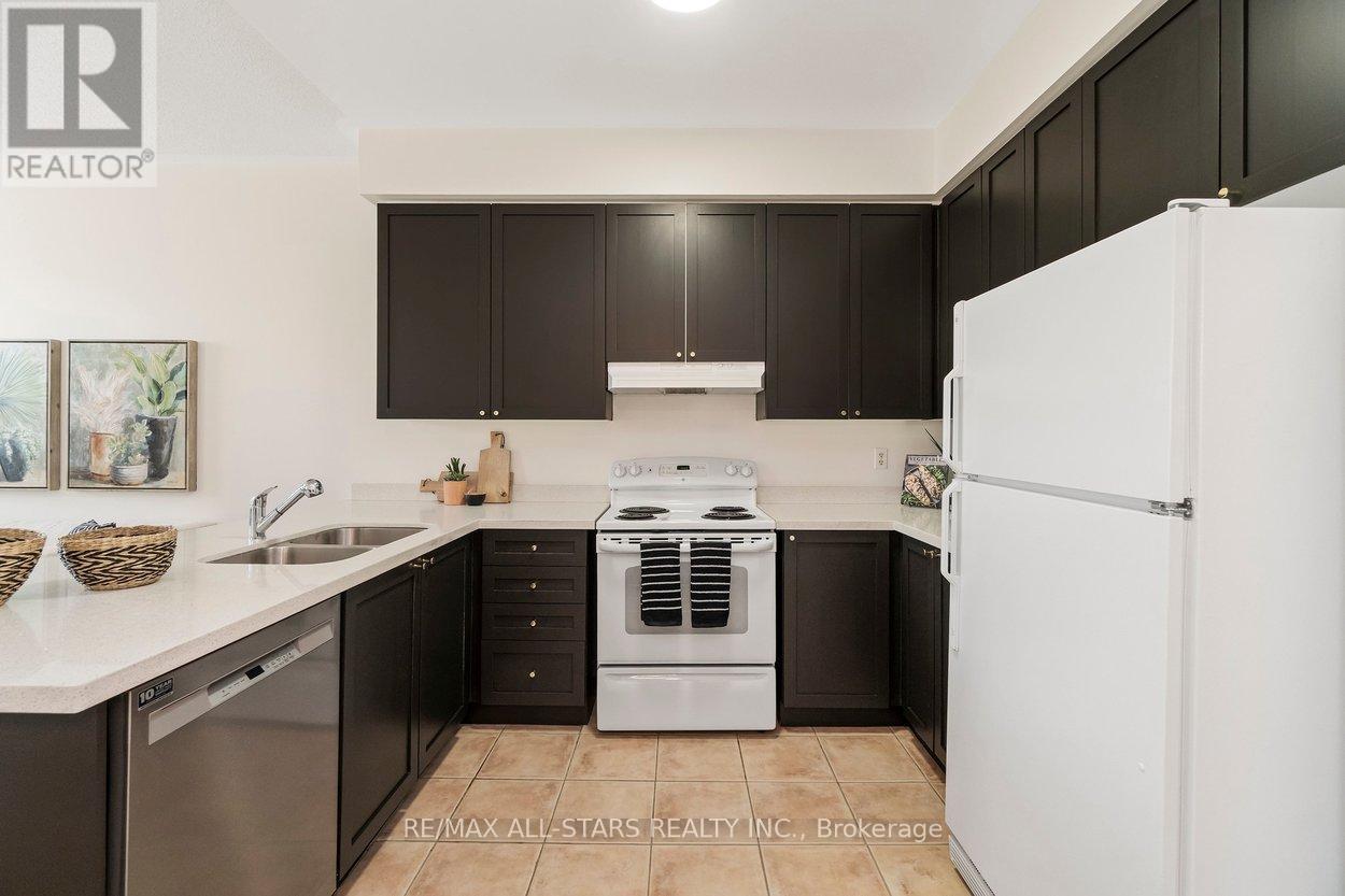 33 Christian Reesor Park Avenue, Markham, Ontario  L6B 1B6 - Photo 22 - N12827144