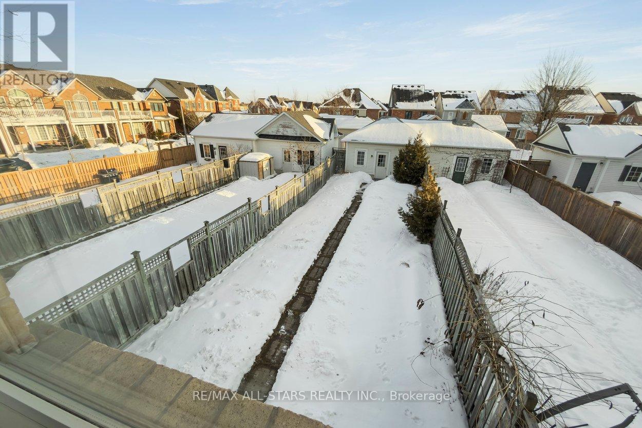 33 Christian Reesor Park Avenue, Markham, Ontario  L6B 1B6 - Photo 44 - N12827144