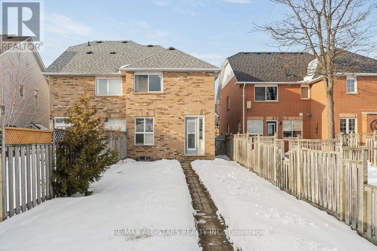 33 Christian Reesor Park Avenue, Markham, Ontario  L6B 1B6 - Photo 47 - N12827144