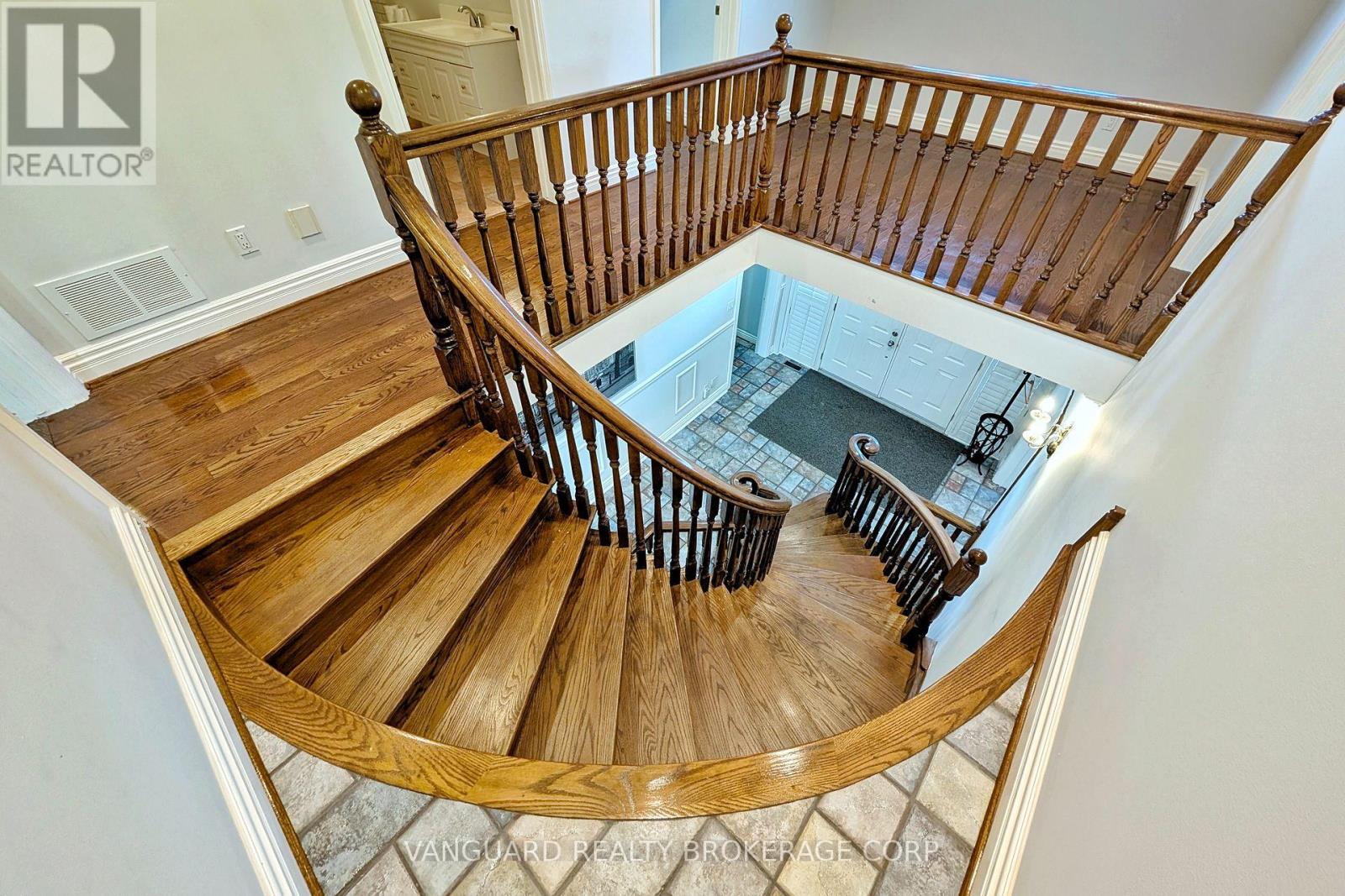 41 Cooperage Crescent, Richmond Hill, Ontario  L4C 9M2 - Photo 24 - N12827150