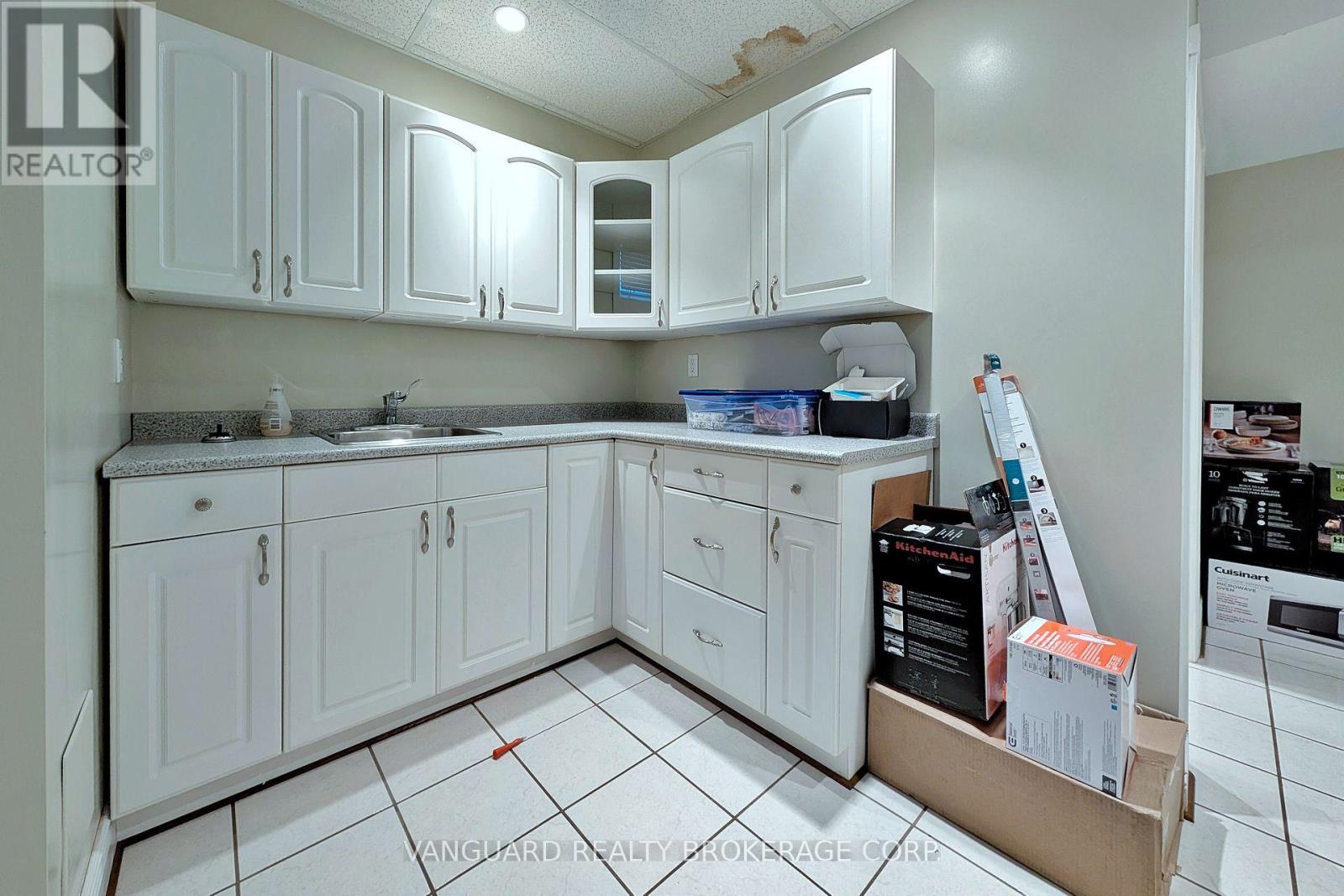 41 Cooperage Crescent, Richmond Hill, Ontario  L4C 9M2 - Photo 45 - N12827150