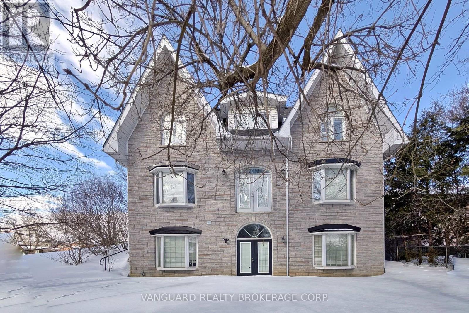 41 Cooperage Crescent, Richmond Hill, Ontario  L4C 9M2 - Photo 47 - N12827150